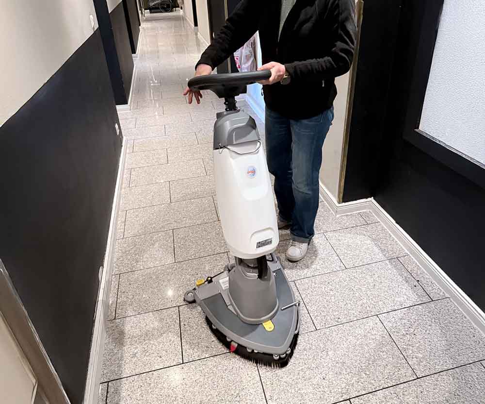 Gebäudereinigung und Büroreinigung